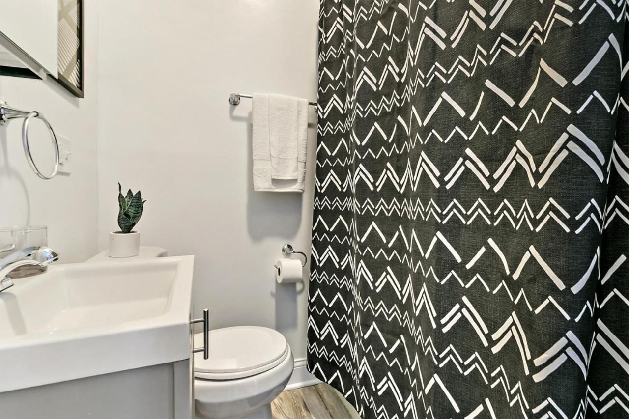 Cool 2Br Apartment Close To Fun City - Grace 2 Chicago Exteriör bild